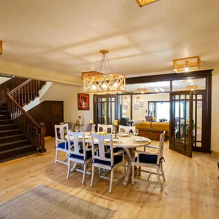 An Extraordinary 6-Bedroom Bungalow In Barlowganj, Mussoorie-3